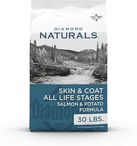 A bag of Diamond Naturals Skin & Coat Real Life Stages Salmon & Potato Formula.