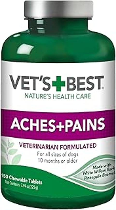 A bottle of Vet's Best Aches and Pains.